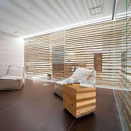 Th Courmayeur 4* モルジェ