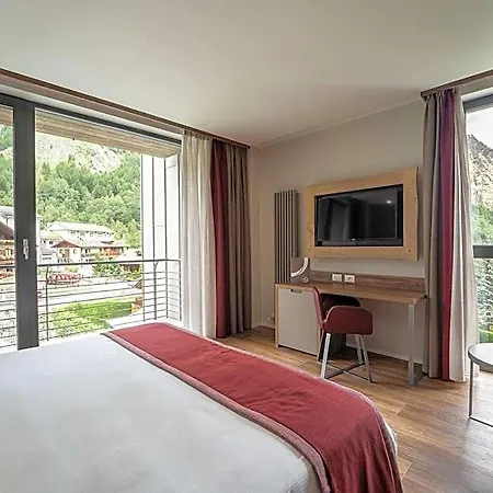 Hotel Th Courmayeur 4*